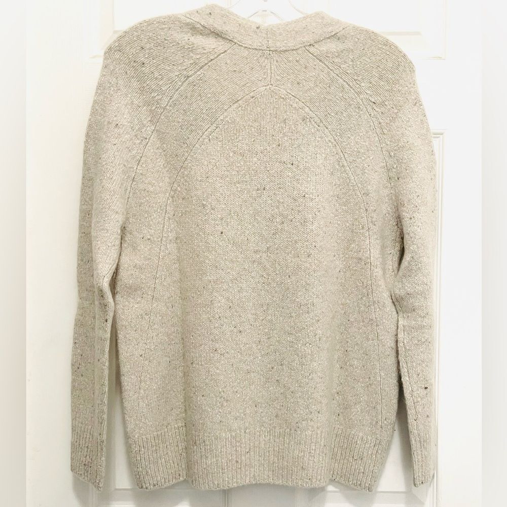VINCE Panel Back Cashmere V-Neck Sweater - Buttermilk - Sz XS - Picture 2 of 9